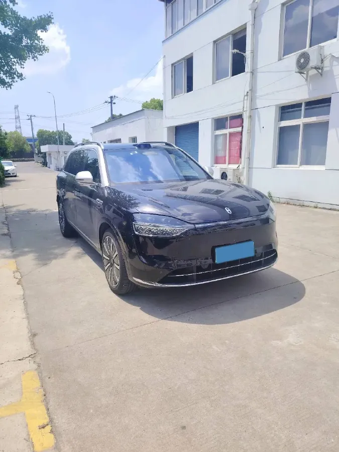 2024 AITO AITO M9 1.5T 152HP L4 REEV 42KWH,autocango,china used car exporter,china ev exporter,chinese used car exporter,chinese used ev exporter