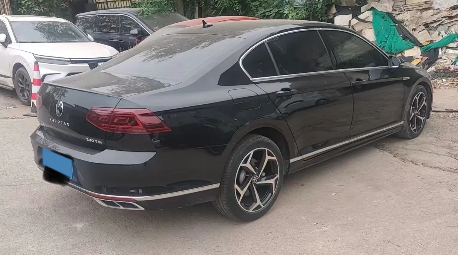 2023 Volkswagen Magotan 2.0T 186HP L4 7DCT,autocango,china used car exporter,china ev exporter,chinese used car exporter,chinese used ev exporter