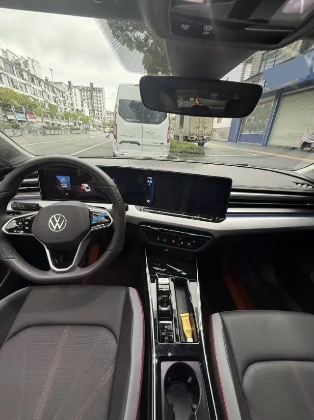 2024 Volkswagen Lamando 1.4T 150HP L4 7DCT,autocango,china used car exporter,china ev exporter,chinese used car exporter,chinese used ev exporter