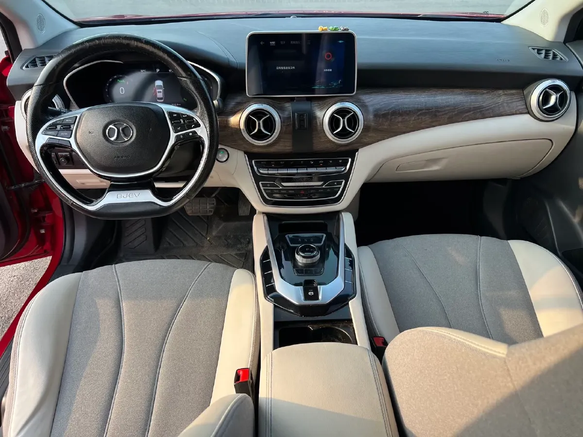 2018 BeiJing Auto EU5 BEV 53.66KWH,autocango,china used car exporter,china ev exporter,chinese used car exporter,chinese used ev exporter