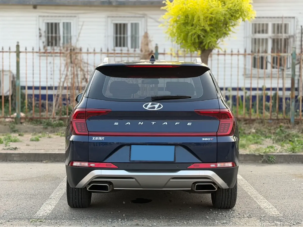 2021 Hyundai Custo 2.0T 236HP L4 8AT,autocango,china used car exporter,china ev exporter,chinese used car exporter,chinese used ev exporter