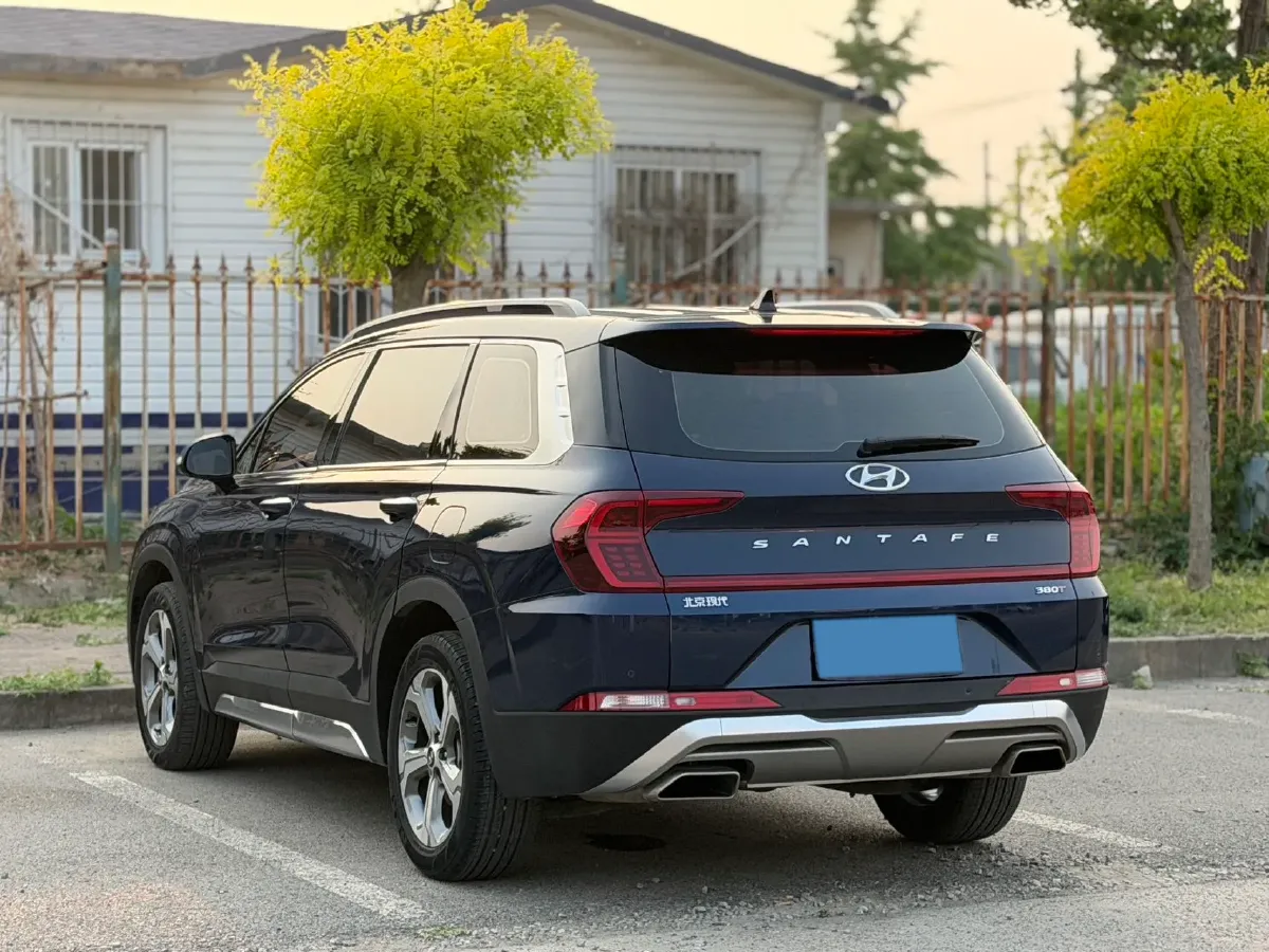 2021 Hyundai Custo 2.0T 236HP L4 8AT,autocango,china used car exporter,china ev exporter,chinese used car exporter,chinese used ev exporter