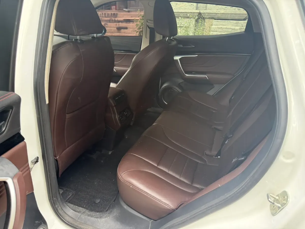 2017 WEY VV5 2.0T 197HP L4 7DCT,autocango,china used car exporter,china ev exporter,chinese used car exporter,chinese used ev exporter
