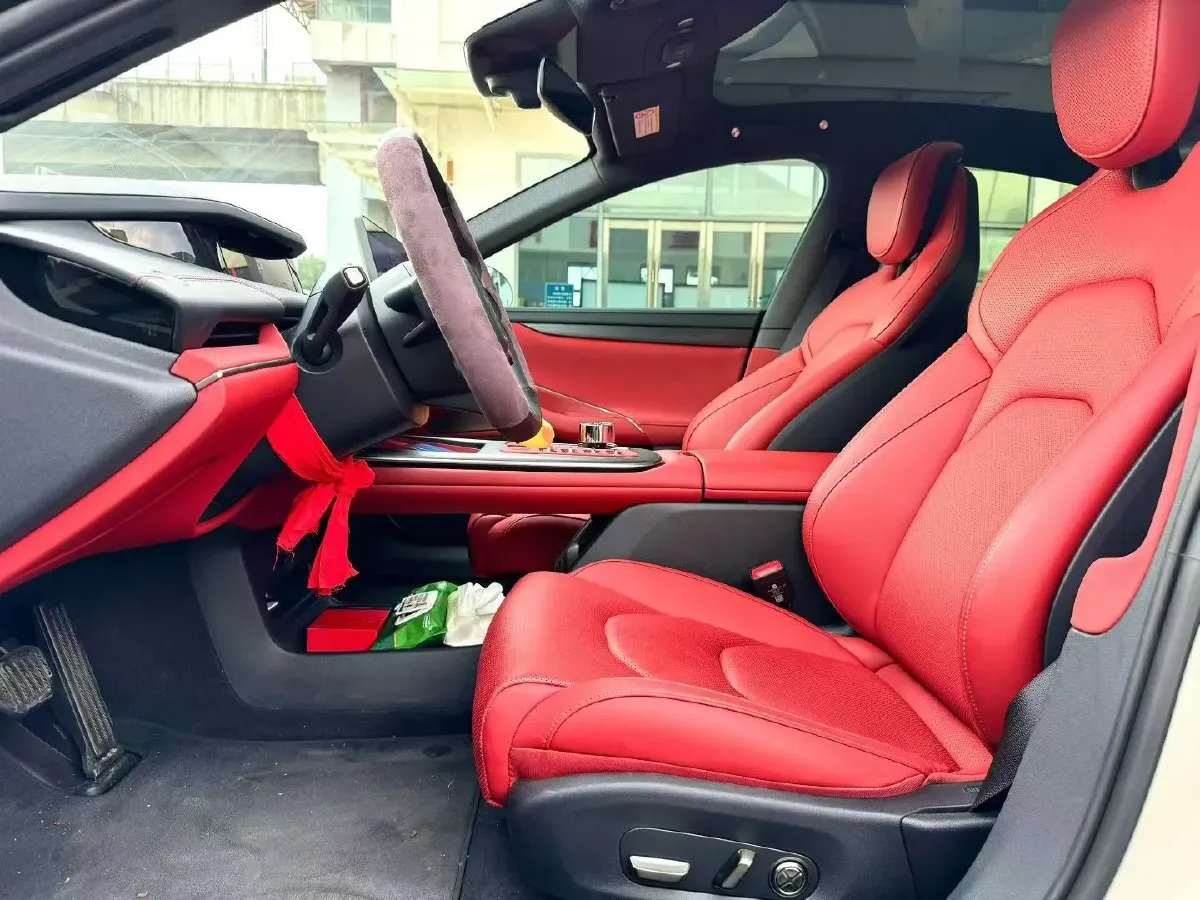 2024 MI SU7 BEV 94.3KWH,autocango,china used car exporter,china ev exporter,chinese used car exporter,chinese used ev exporter