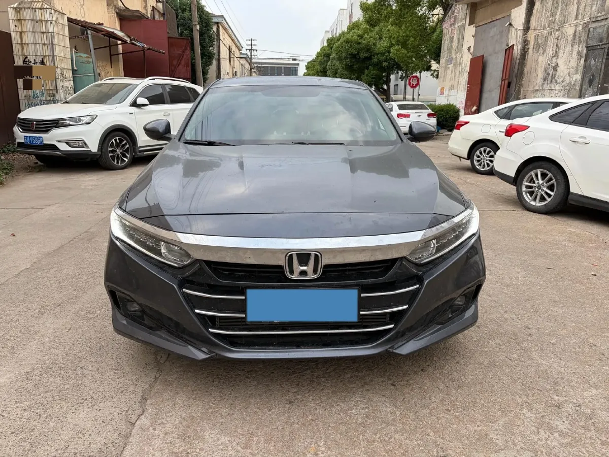 2022 Honda Accord 1.5T 194HP L4 CVT,autocango,china used car exporter,china ev exporter,chinese used car exporter,chinese used ev exporter