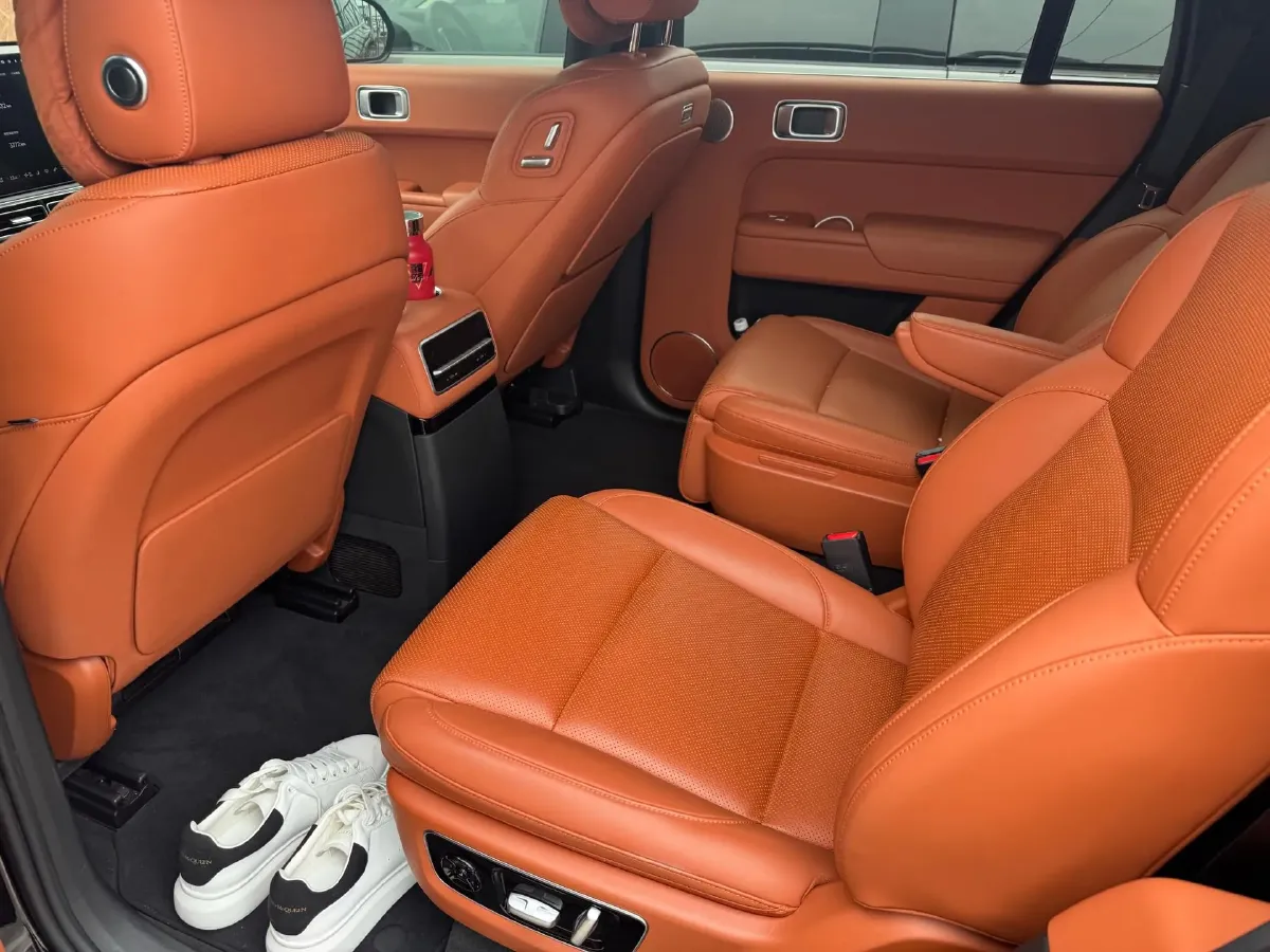 2022 Li L9 Range Extended 154HP REEV 42.6KWH,autocango,china used car exporter,china ev exporter,chinese used car exporter,chinese used ev exporter