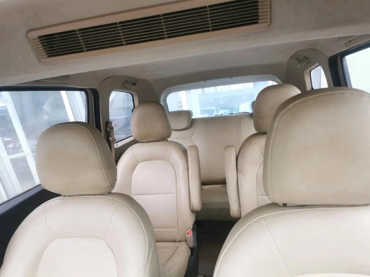 2019 WuLing HongGuang 1.5L 99HP L4 6MT,autocango,china used car exporter,china ev exporter,chinese used car exporter,chinese used ev exporter