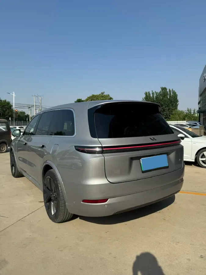 2022 Li L9 Range Extended 154HP REEV 42.6KWH,autocango,china used car exporter,china ev exporter,chinese used car exporter,chinese used ev exporter