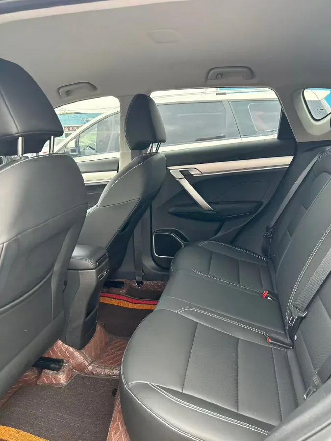 2025 Geely Coolray 1.5L 126HP L4 CVT,autocango,china used car exporter,china ev exporter,chinese used car exporter,chinese used ev exporter