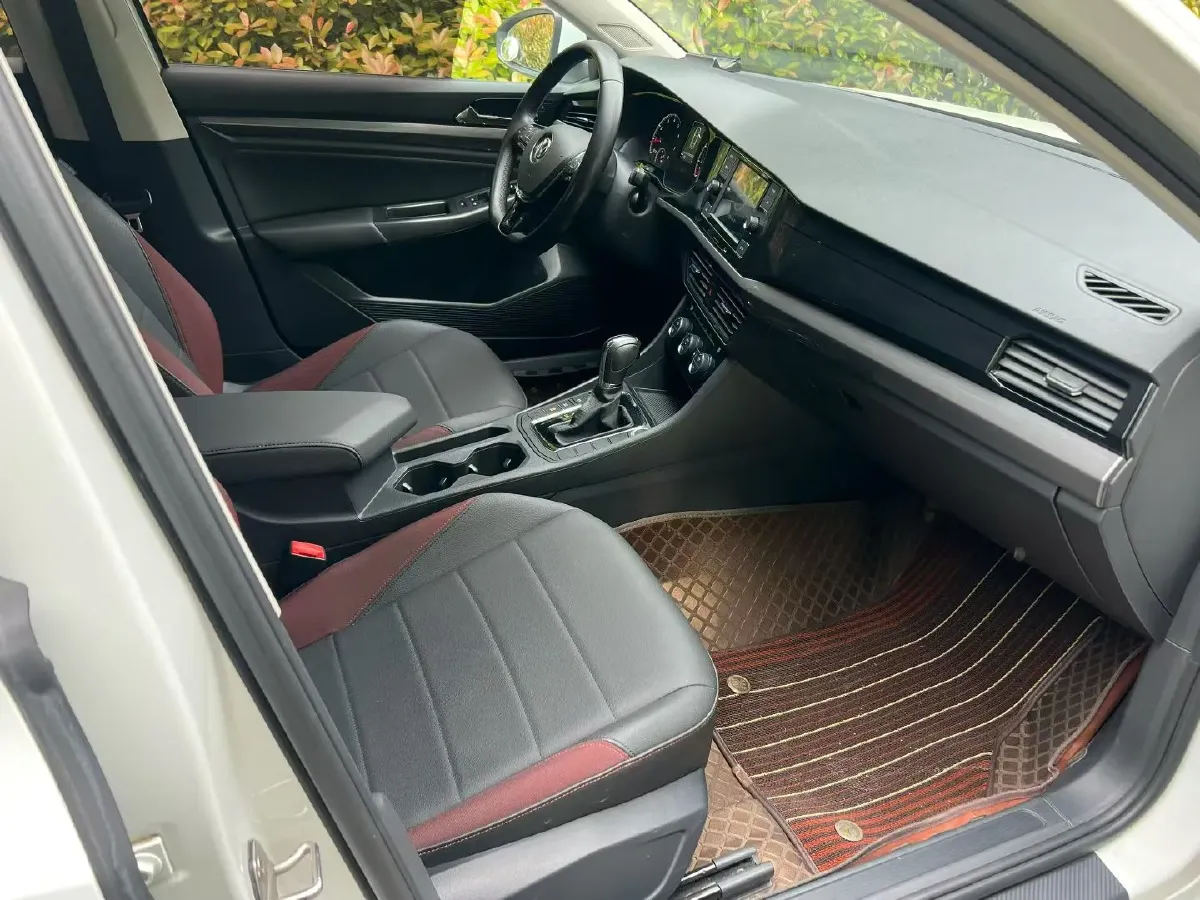 2019 MAXUS T70 2.0T 163HP L4 6AT,autocango,china used car exporter,china ev exporter,chinese used car exporter,chinese used ev exporter