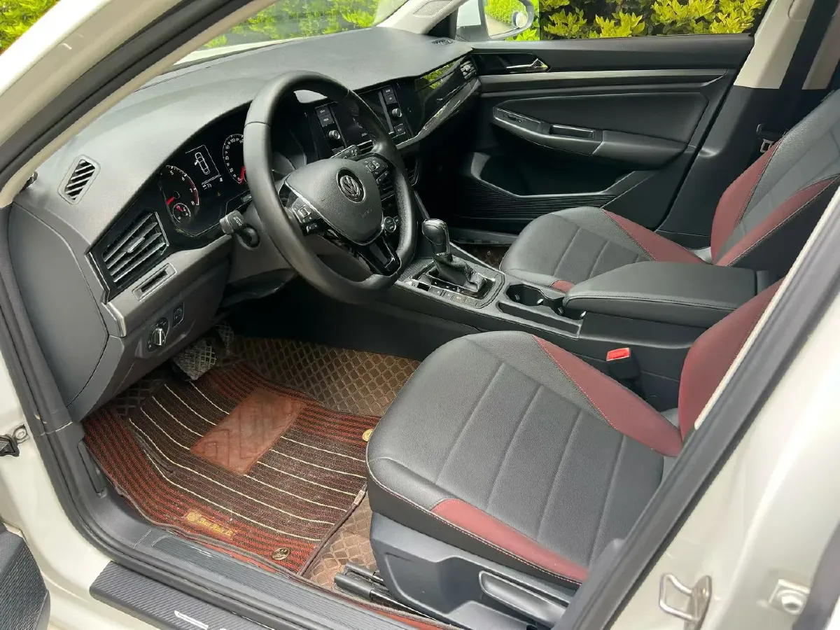 2019 MAXUS T70 2.0T 163HP L4 6AT,autocango,china used car exporter,china ev exporter,chinese used car exporter,chinese used ev exporter