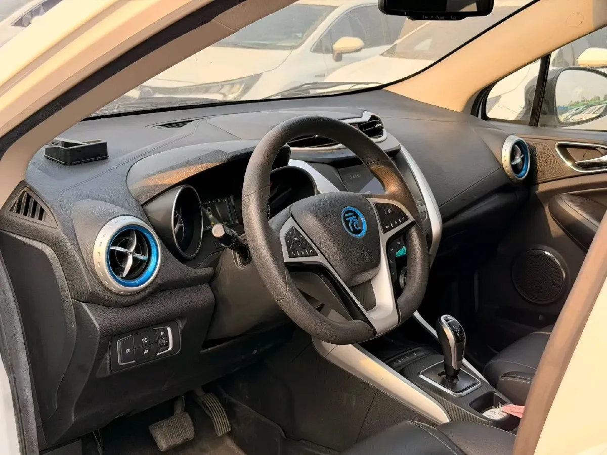 2019 BYD Yuan BEV 42KWH,autocango,china used car exporter,china ev exporter,chinese used car exporter,chinese used ev exporter