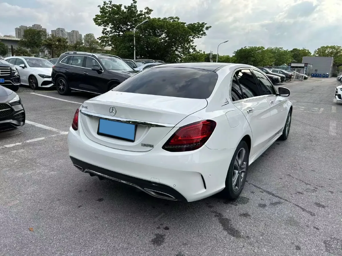 2020 Mercedes-Benz C Class 1.5T 184HP L4 9AT,autocango,china used car exporter,china ev exporter,chinese used car exporter,chinese used ev exporter