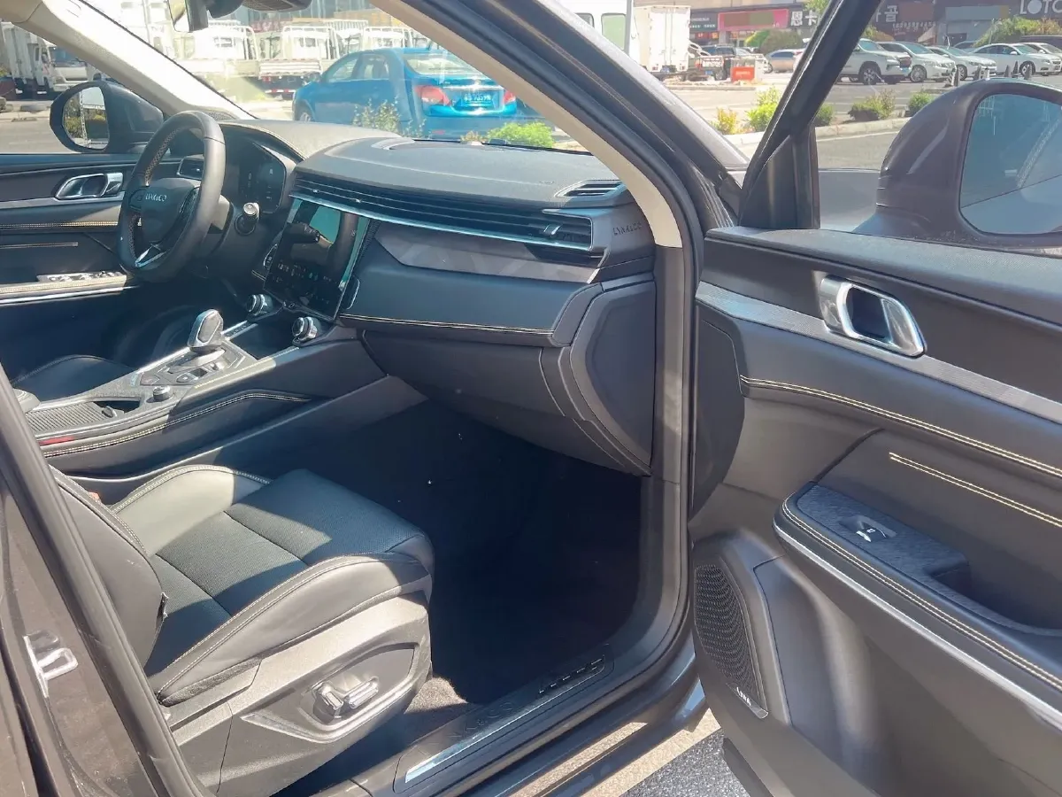 2023 MAXUS Interstellar 2.0T 261HP L4 8AT,autocango,china used car exporter,china ev exporter,chinese used car exporter,chinese used ev exporter