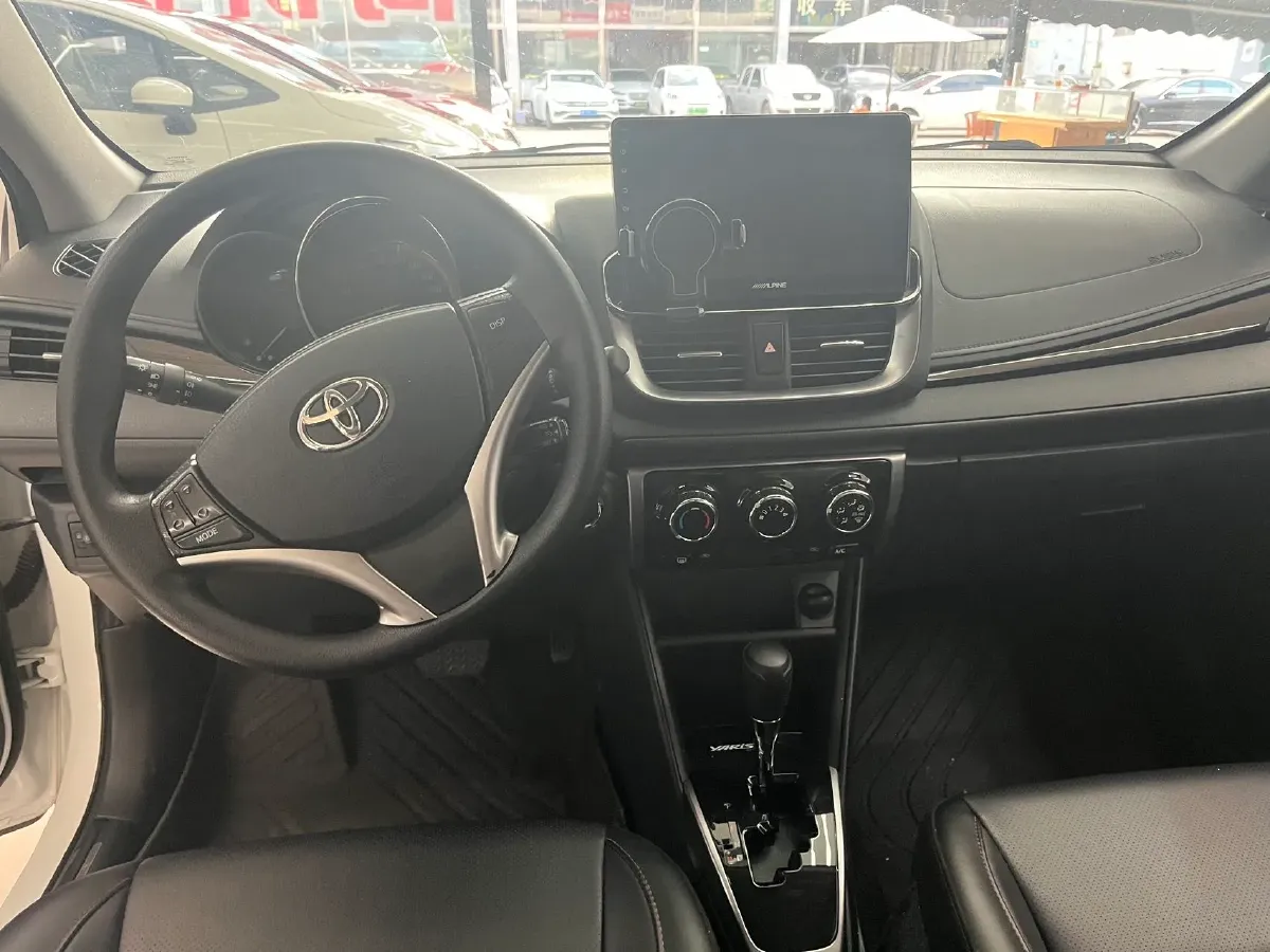2022 Toyota Yaris L 1.5L 112HP L4 CVT,autocango,china used car exporter,china ev exporter,chinese used car exporter,chinese used ev exporter