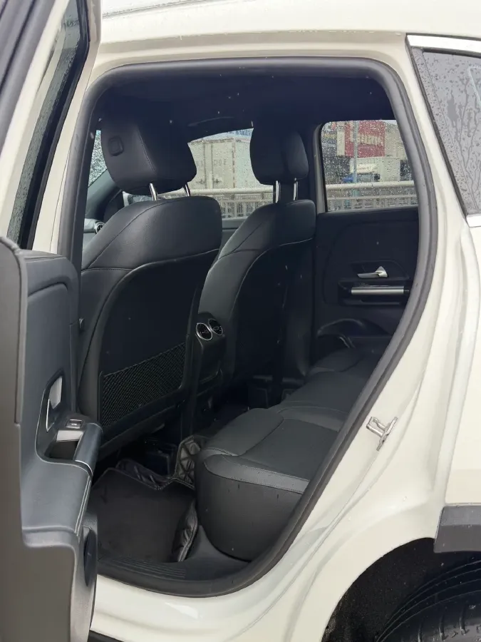 2022 Mercedes-Benz GLA Class 1.3T 163HP L4 7DCT,autocango,china used car exporter,china ev exporter,chinese used car exporter,chinese used ev exporter