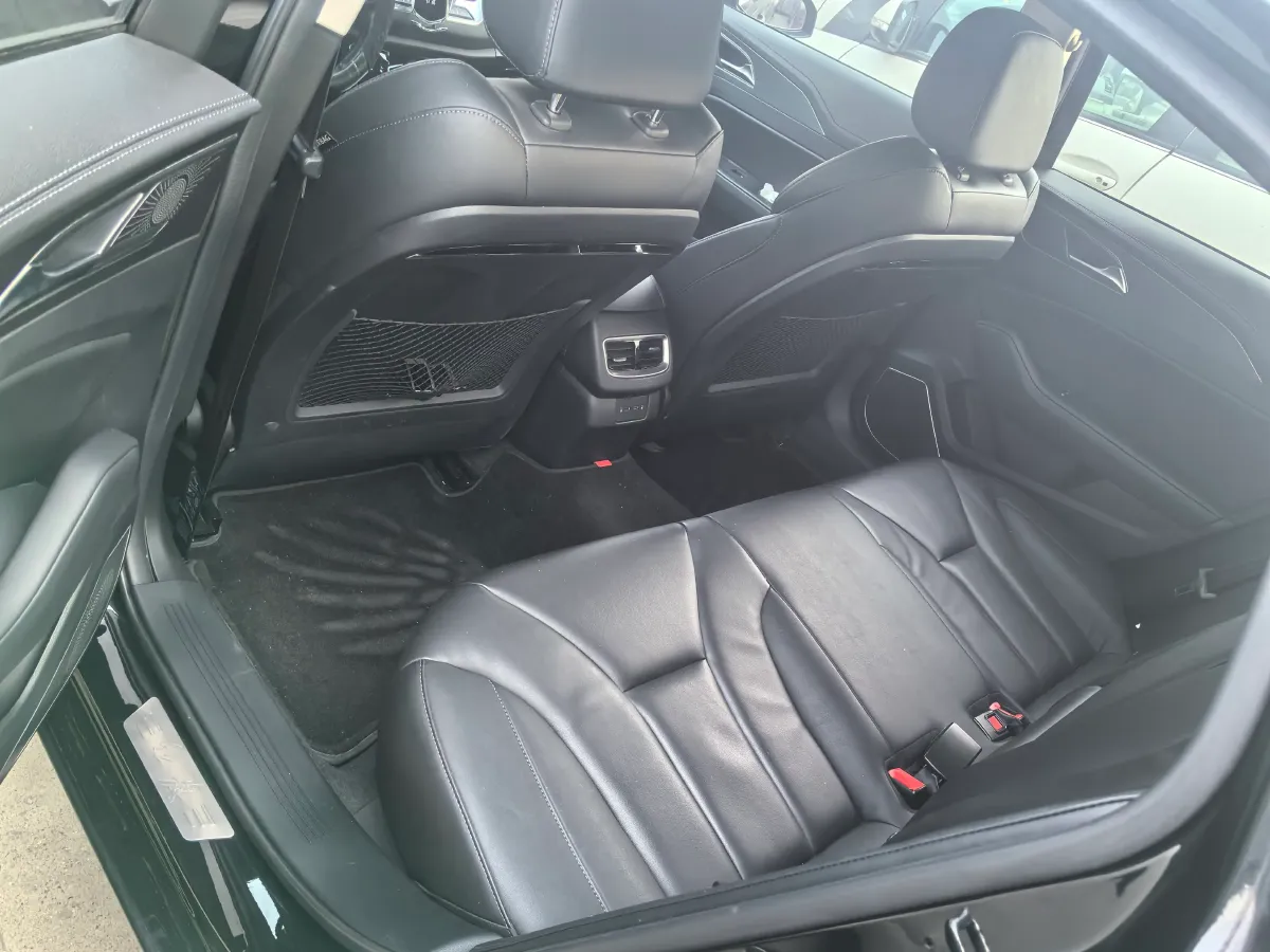 2022 HongQi H5 1.5T 169HP L4 7DCT,autocango,china used car exporter,china ev exporter,chinese used car exporter,chinese used ev exporter