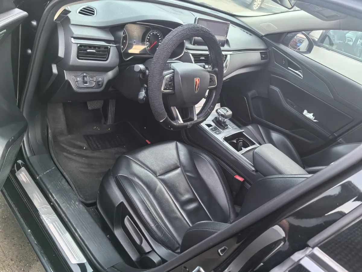 2022 HongQi H5 1.5T 169HP L4 7DCT,autocango,china used car exporter,china ev exporter,chinese used car exporter,chinese used ev exporter