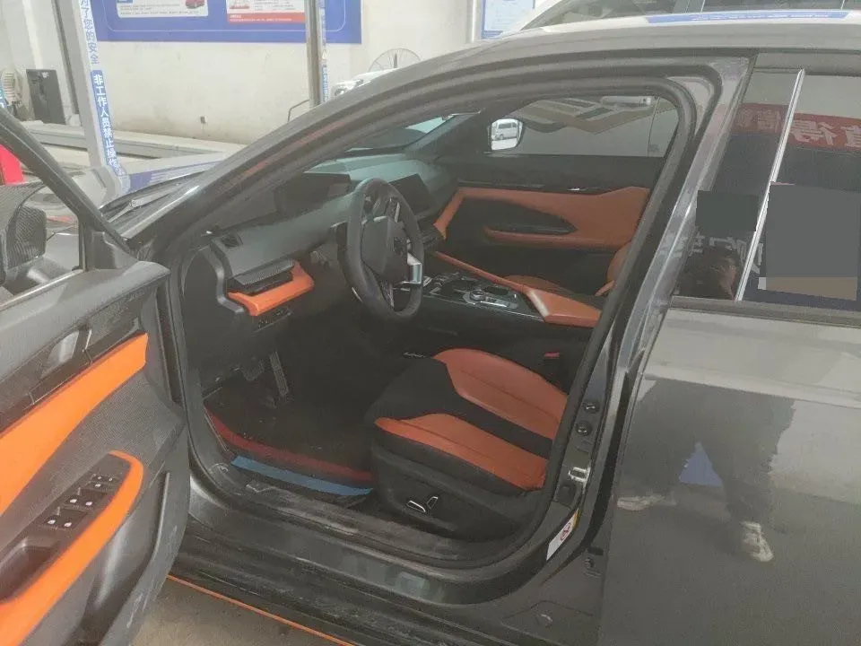 2023 ChangAn UNI-V 1.5T 188HP L4 7DCT,autocango,china used car exporter,china ev exporter,chinese used car exporter,chinese used ev exporter