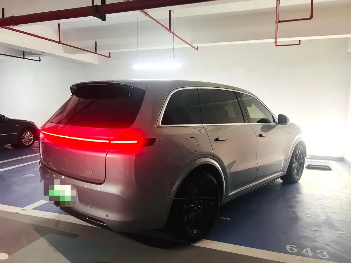 2023 Li L8 Range Extended 154HP REEV 40.9KWH,autocango,china used car exporter,china ev exporter,chinese used car exporter,chinese used ev exporter