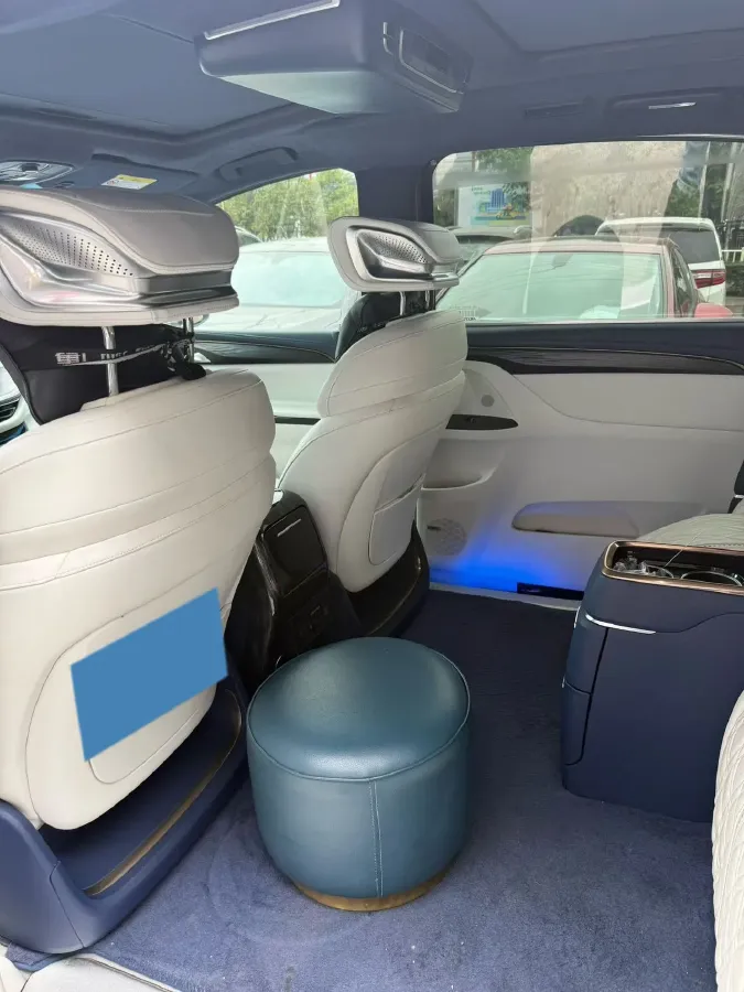 2020 Buick GL8 2.0T 237HP L4 9AT,autocango,china used car exporter,china ev exporter,chinese used car exporter,chinese used ev exporter