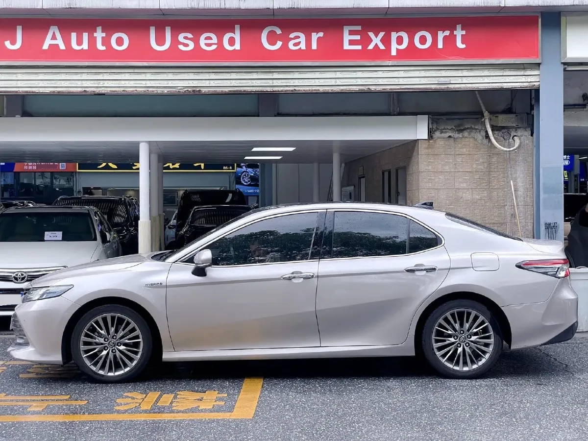 2019 Toyota Camry 2.5L 178HP L4 E-CVT Hybrid,autocango,china used car exporter,china ev exporter,chinese used car exporter,chinese used ev exporter