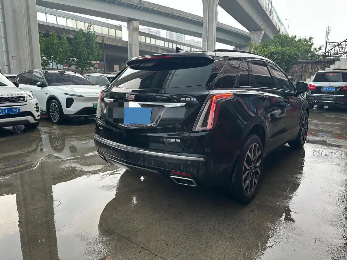 2024 Cadillac XT5 2.0T 237HP L4 9AT,autocango,china used car exporter,china ev exporter,chinese used car exporter,chinese used ev exporter