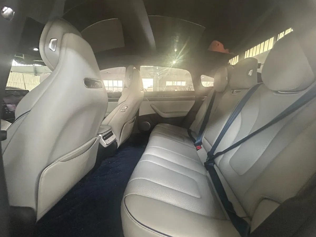 2024 Luxeed S7 BEV 100KWH,autocango,china used car exporter,china ev exporter,chinese used car exporter,chinese used ev exporter