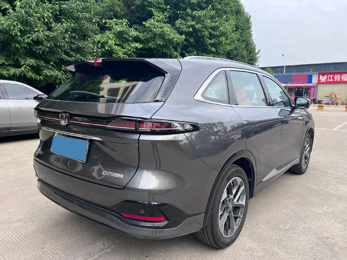 2025 ChangAn CS75 Plus 1.5T 192HP L4 8AT,autocango,china used car exporter,china ev exporter,chinese used car exporter,chinese used ev exporter