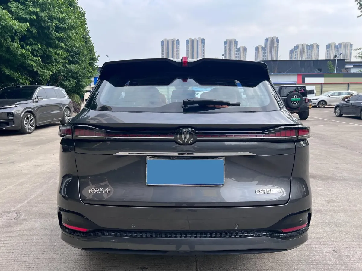 2025 ChangAn CS75 Plus 1.5T 192HP L4 8AT,autocango,china used car exporter,china ev exporter,chinese used car exporter,chinese used ev exporter