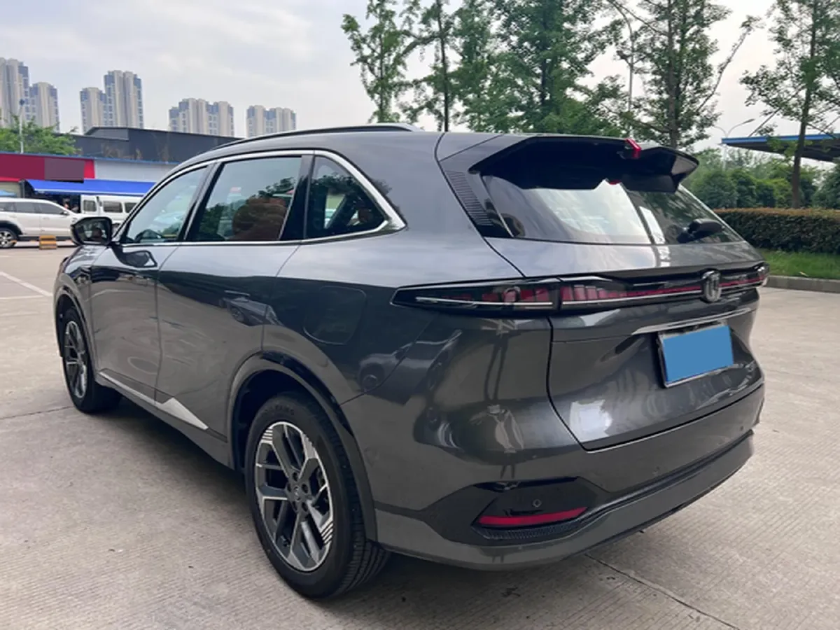 2025 ChangAn CS75 Plus 1.5T 192HP L4 8AT,autocango,china used car exporter,china ev exporter,chinese used car exporter,chinese used ev exporter