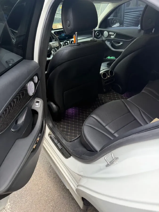 2021 Mercedes-Benz C Class 1.5T 184HP L4 9AT,autocango,china used car exporter,china ev exporter,chinese used car exporter,chinese used ev exporter