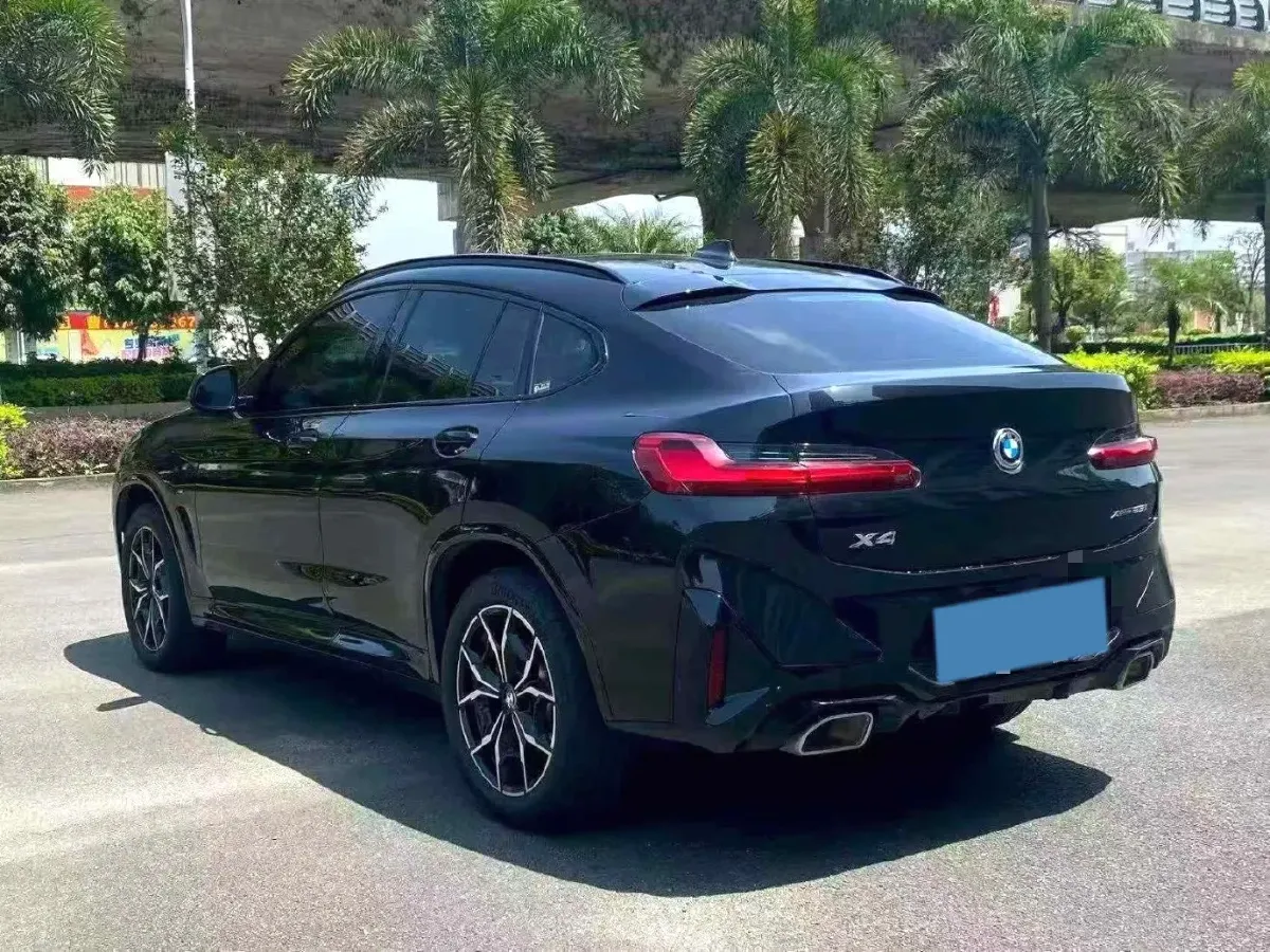 2022 BMW X4 2.0T 245HP L4 8AT,autocango,china used car exporter,china ev exporter,chinese used car exporter,chinese used ev exporter