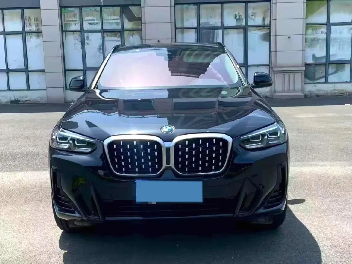 2022 BMW X4 2.0T 245HP L4 8AT,autocango,china used car exporter,china ev exporter,chinese used car exporter,chinese used ev exporter