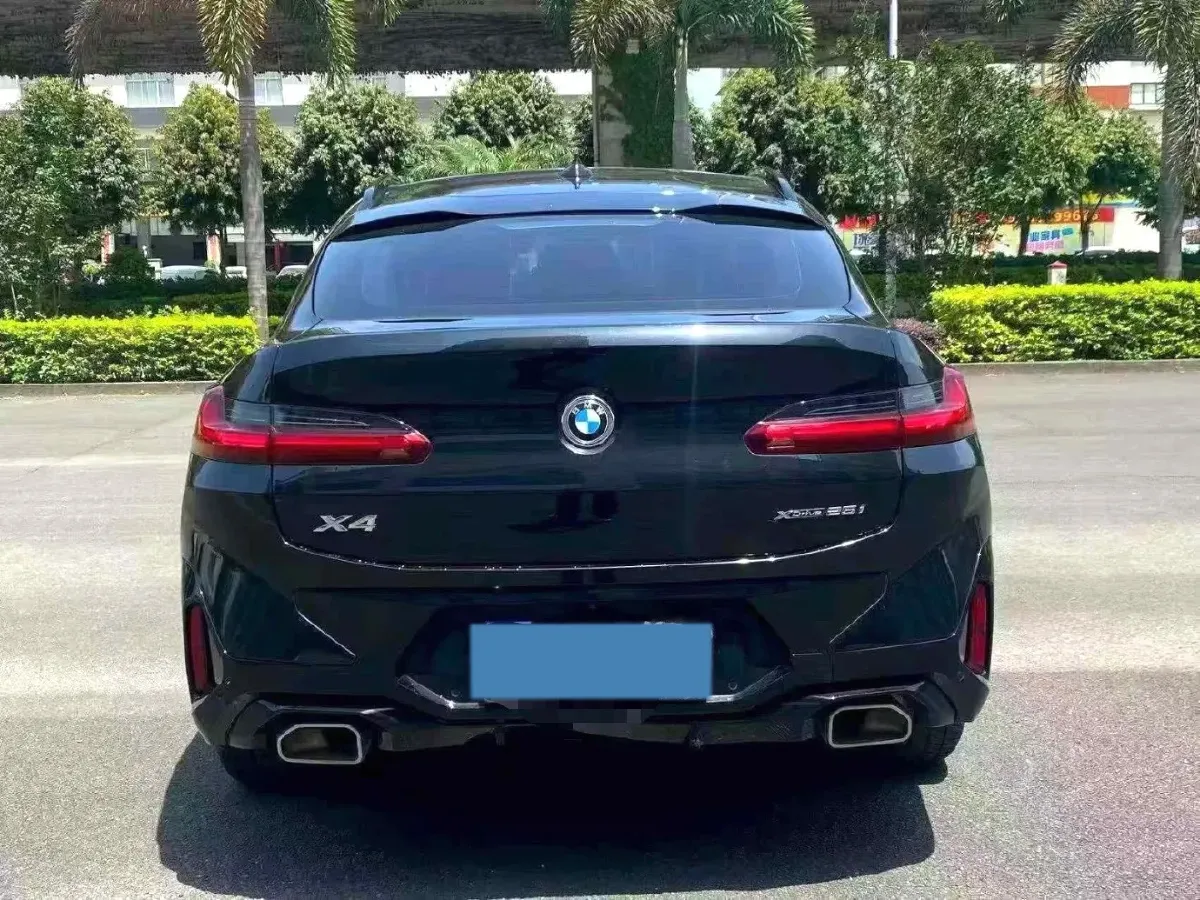 2022 BMW X4 2.0T 245HP L4 8AT,autocango,china used car exporter,china ev exporter,chinese used car exporter,chinese used ev exporter