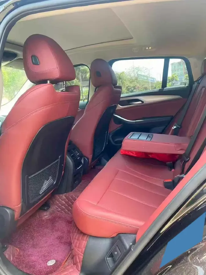 2022 BMW X4 2.0T 245HP L4 8AT,autocango,china used car exporter,china ev exporter,chinese used car exporter,chinese used ev exporter