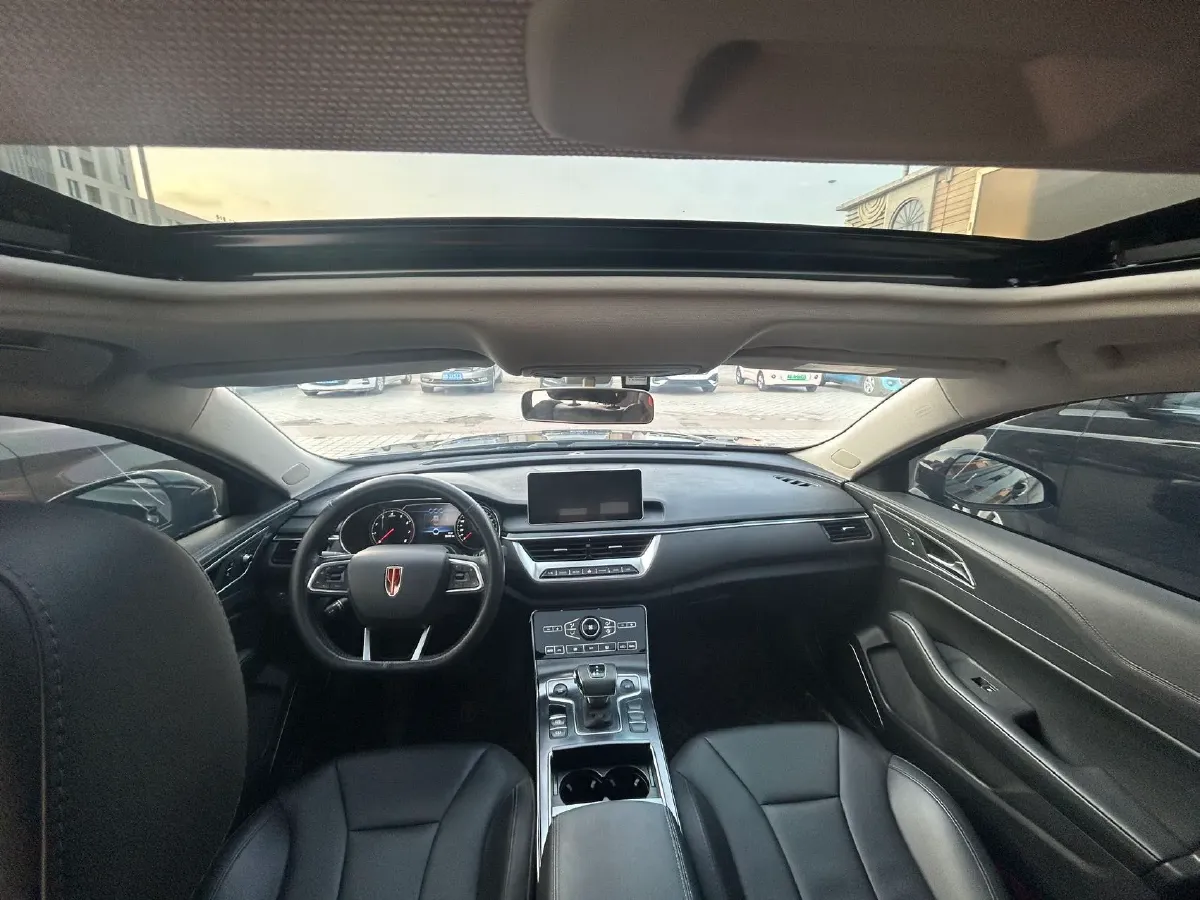 2020 HongQi H5 1.5T 169HP L4 7DCT,autocango,china used car exporter,china ev exporter,chinese used car exporter,chinese used ev exporter