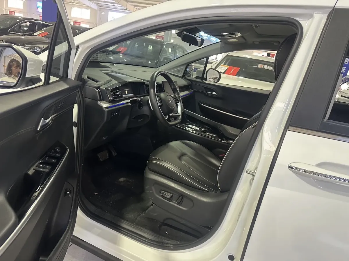 2021 Hyundai Custo 2.0T 236HP L4 8AT,autocango,china used car exporter,china ev exporter,chinese used car exporter,chinese used ev exporter