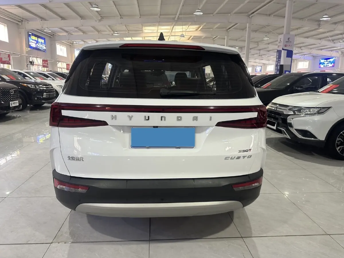 2021 Hyundai Custo 2.0T 236HP L4 8AT,autocango,china used car exporter,china ev exporter,chinese used car exporter,chinese used ev exporter