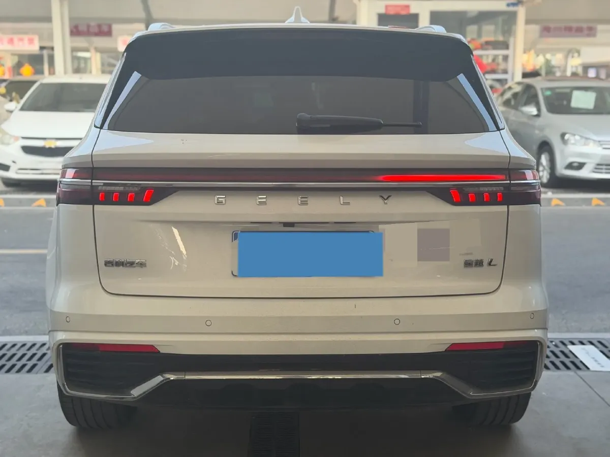 2021 Geely Monjaro 2.0T 218HP L4 7DCT,autocango,china used car exporter,china ev exporter,chinese used car exporter,chinese used ev exporter