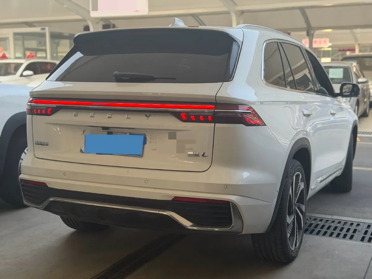 2021 Geely Monjaro 2.0T 218HP L4 7DCT,autocango,china used car exporter,china ev exporter,chinese used car exporter,chinese used ev exporter