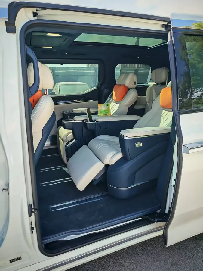 2024 Zeekr 009 BEV 108KWH,autocango,china used car exporter,china ev exporter,chinese used car exporter,chinese used ev exporter