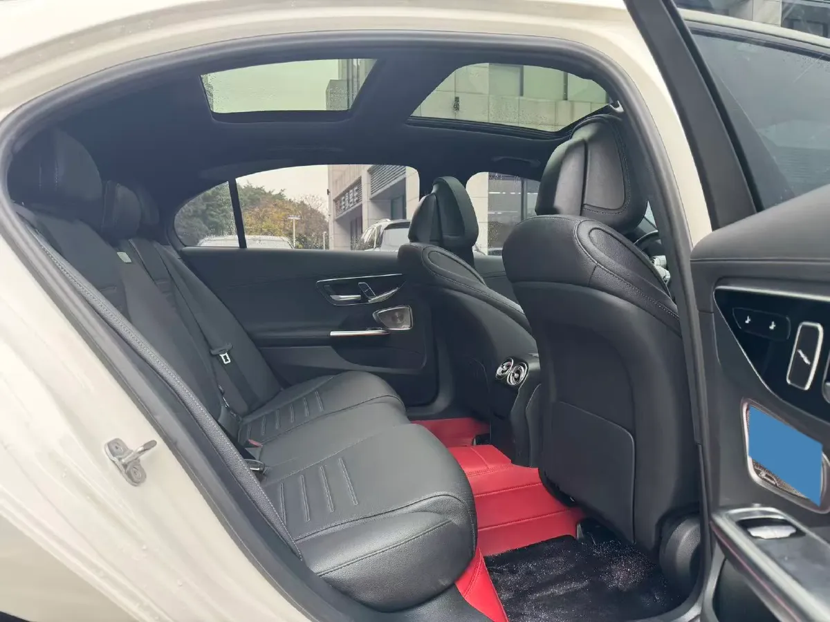 2024 Mercedes-Benz C Class 1.5T 204HP L4 9AT,autocango,china used car exporter,china ev exporter,chinese used car exporter,chinese used ev exporter