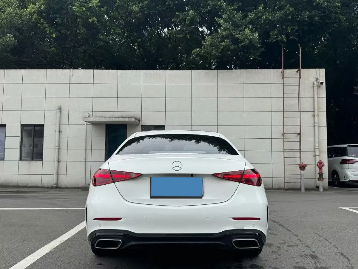 2024 Mercedes-Benz C Class 1.5T 204HP L4 9AT,autocango,china used car exporter,china ev exporter,chinese used car exporter,chinese used ev exporter