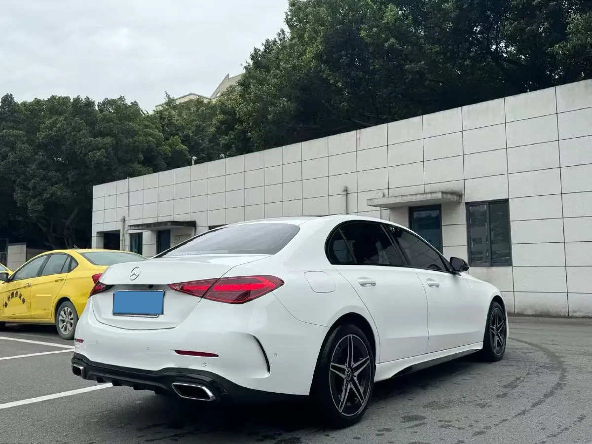 2024 Mercedes-Benz C Class 1.5T 204HP L4 9AT,autocango,china used car exporter,china ev exporter,chinese used car exporter,chinese used ev exporter