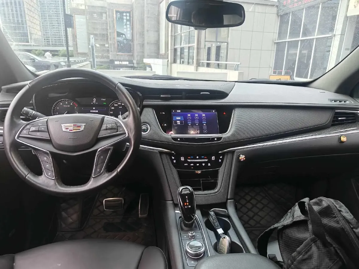 2022 Cadillac XT5 2.0T 237HP L4 9AT,autocango,china used car exporter,china ev exporter,chinese used car exporter,chinese used ev exporter