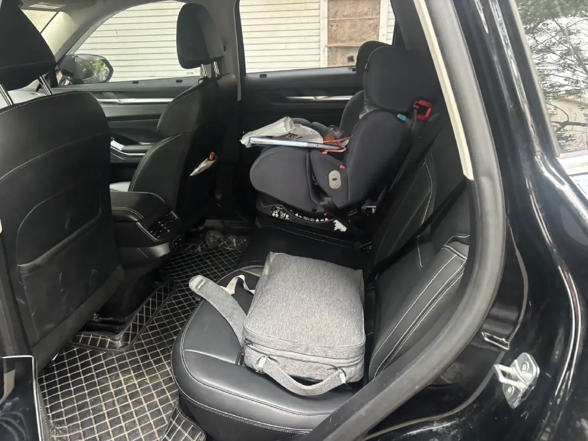 2021 Haval H6 1.5T 169HP L4 7DCT,autocango,china used car exporter,china ev exporter,chinese used car exporter,chinese used ev exporter