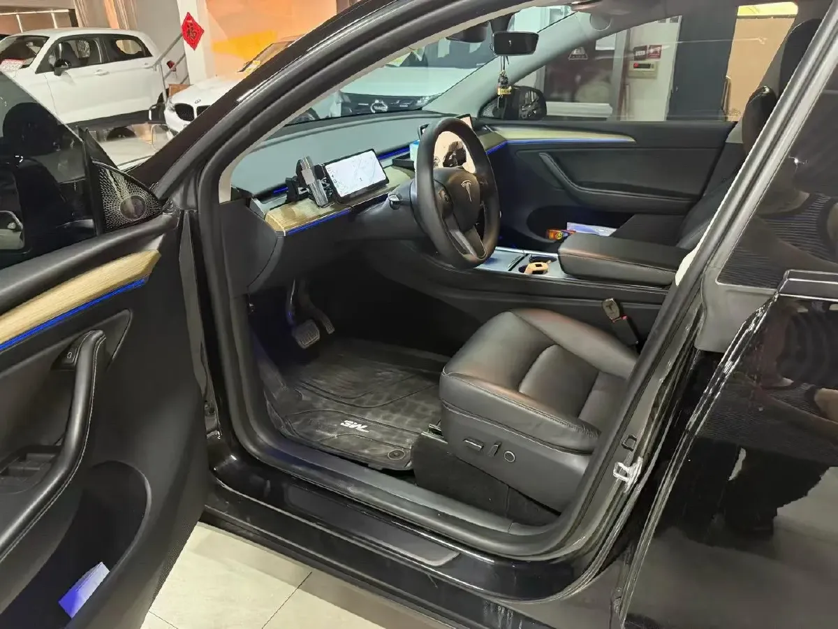 2022 Tesla Model Y BEV 60KWH,autocango,china used car exporter,china ev exporter,chinese used car exporter,chinese used ev exporter