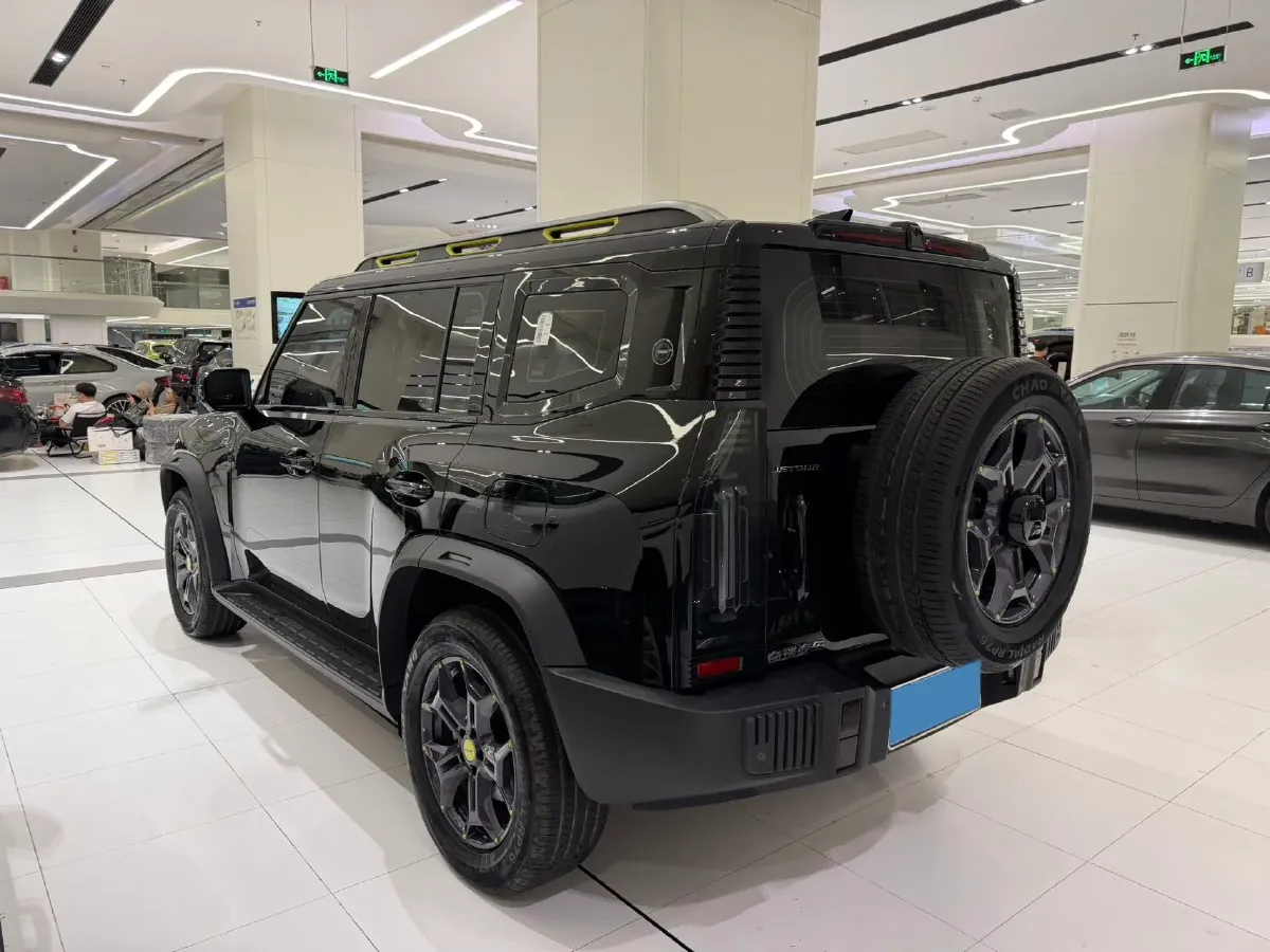 2024 Jetour X90 PRO 2.0T 254HP L4 7DCT,autocango,china used car exporter,china ev exporter,chinese used car exporter,chinese used ev exporter