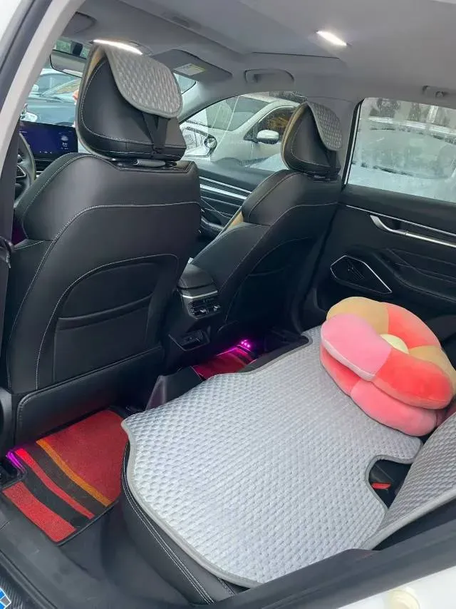 2022 Geely Emgrand 1.5L 114HP L4 CVT,autocango,china used car exporter,china ev exporter,chinese used car exporter,chinese used ev exporter